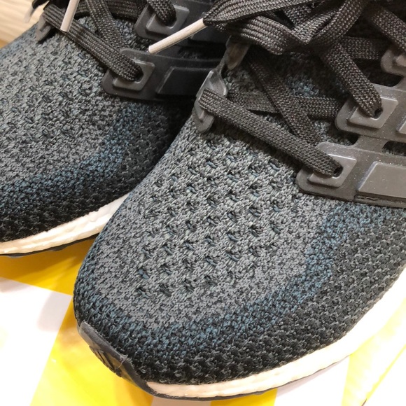 Adidas ULTRAboost - Picture 6 of 6